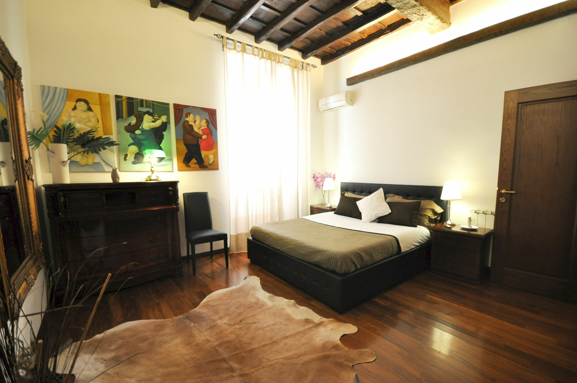 Holiday Rome - Spanish Steps Apartment